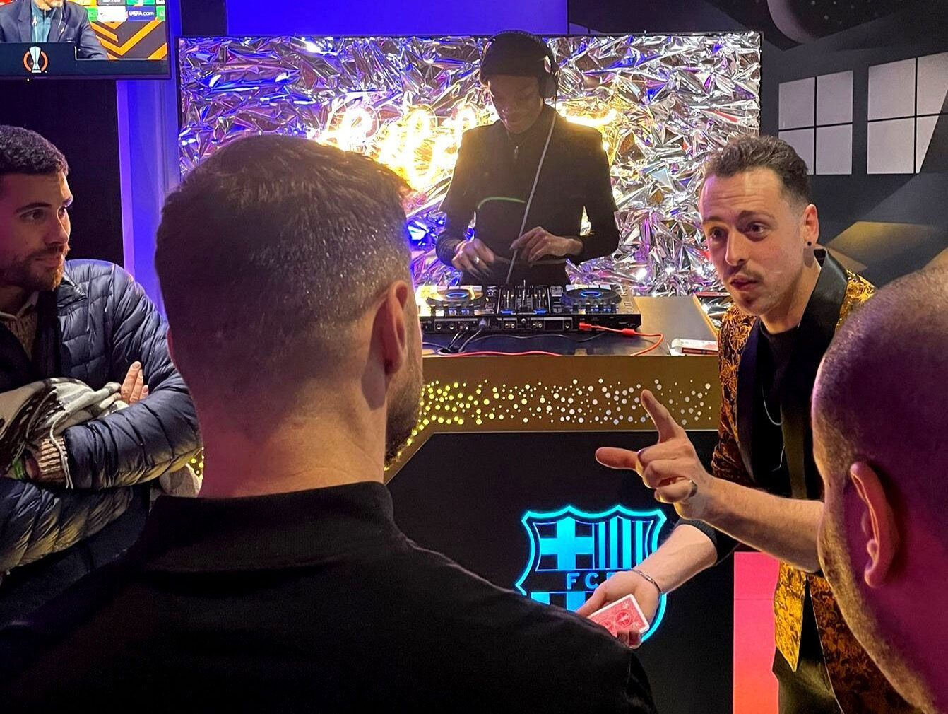 Magia de cerca para eventos, Alexander Main.